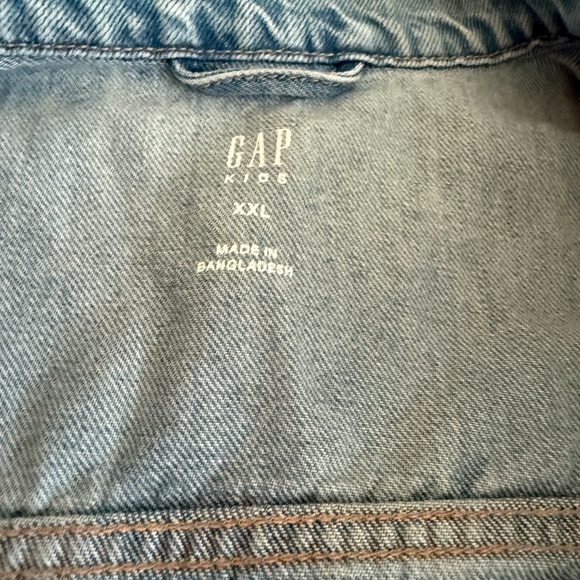GAP Jean Jacket - Picture 4 of 4